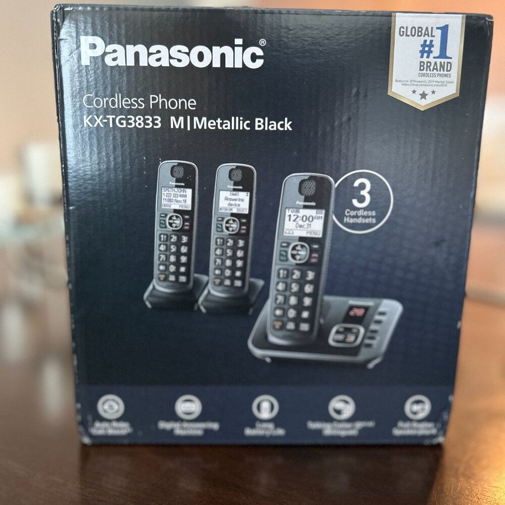 Panasonic KX-TG3833M 3-Handset Cordless Phone System with Answering System
